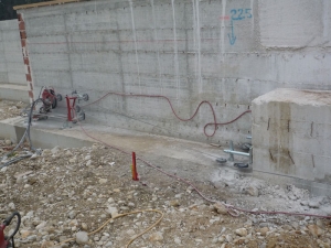 Il taglio di un muro in cemento armato