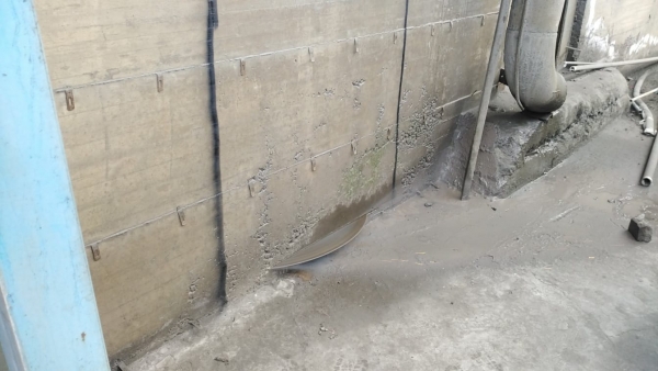 Sezione di una parete in cemento armato